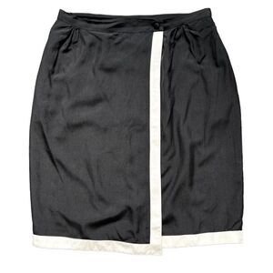 Vintage 1980’s Pia Rucci 100% Silk Wrap Skirt Black and Ivory Size 12
